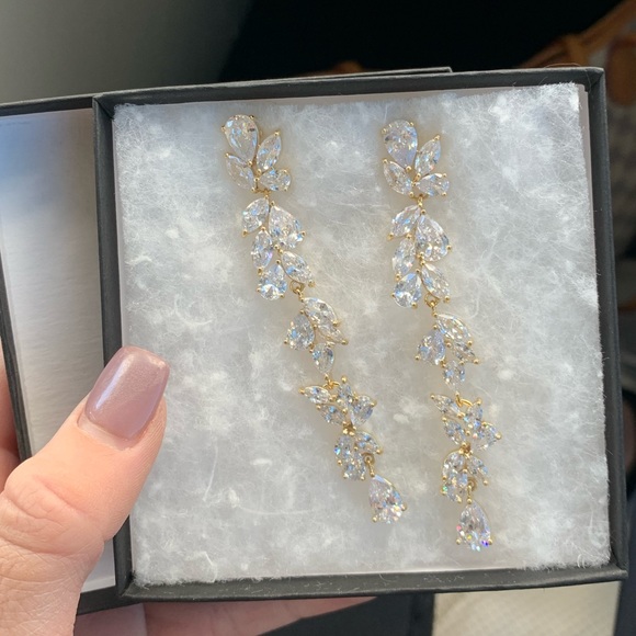 Jewelry - Wedding earrings